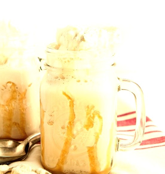 Vanilla Iced Coffee Frappe